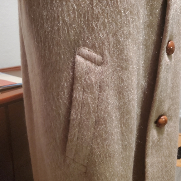 VINTAGE LONG COAT IN A VERY LIGHT PINK SIZE L/XL - Picture 4 of 8